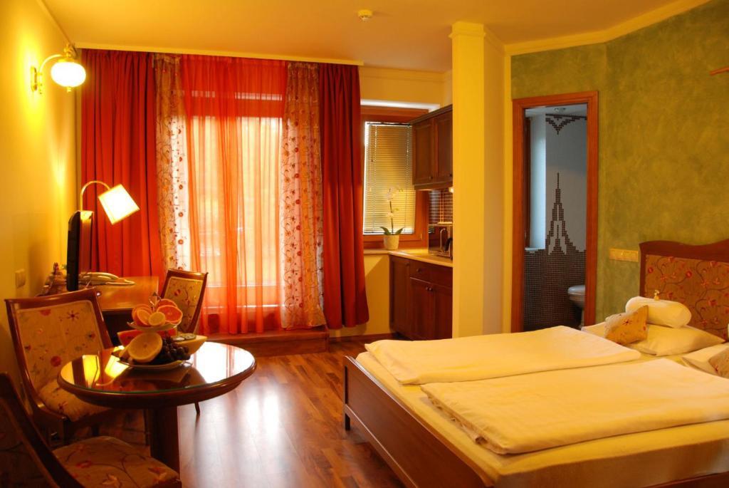 Amira Boutique Hotel Heviz Wellness & Spa الغرفة الصورة