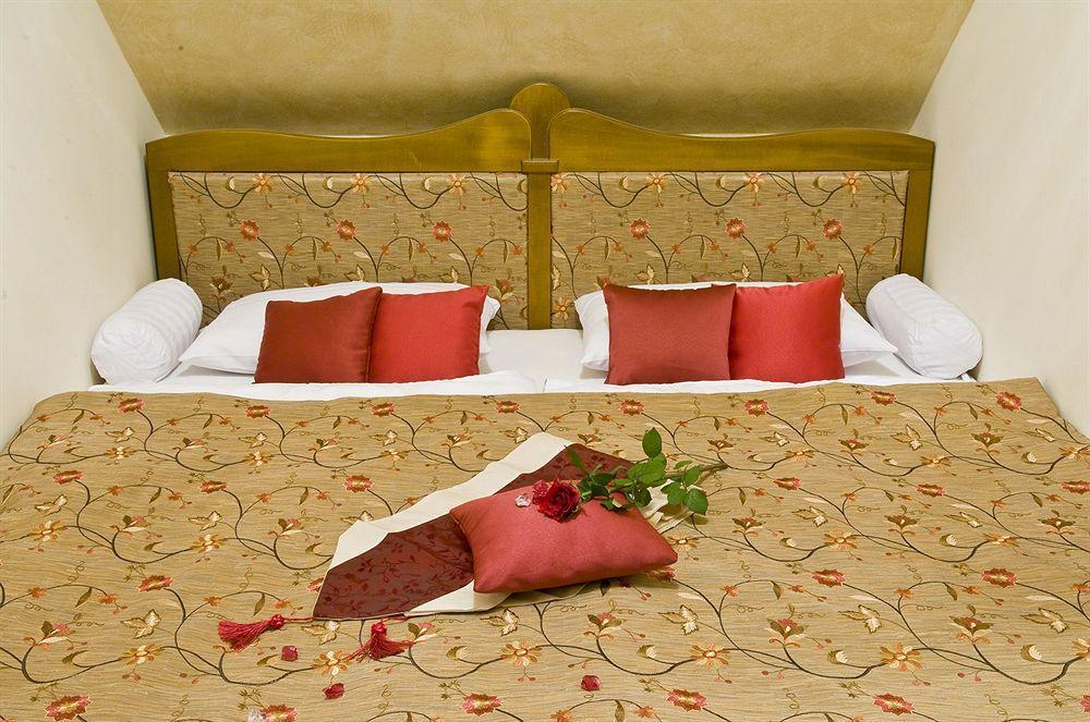 Amira Boutique Hotel Heviz Wellness & Spa المظهر الخارجي الصورة