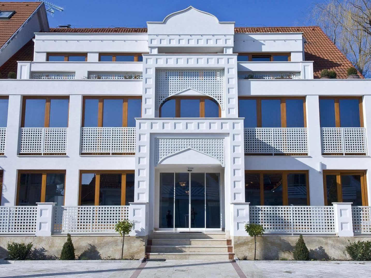 Amira Boutique Hotel Heviz Wellness & Spa المظهر الخارجي الصورة